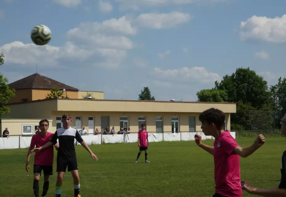 SŽ - H. Měcholupy venku