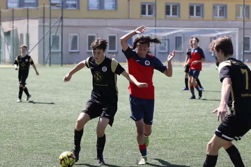 Junior - MD