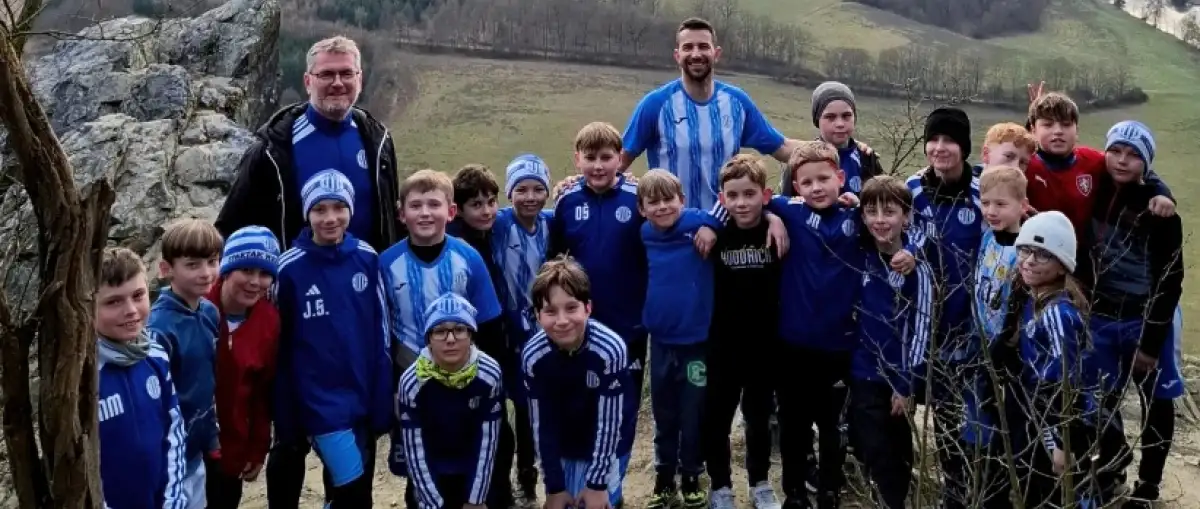 Je to tady opět - fotbal všude kam se podíváš